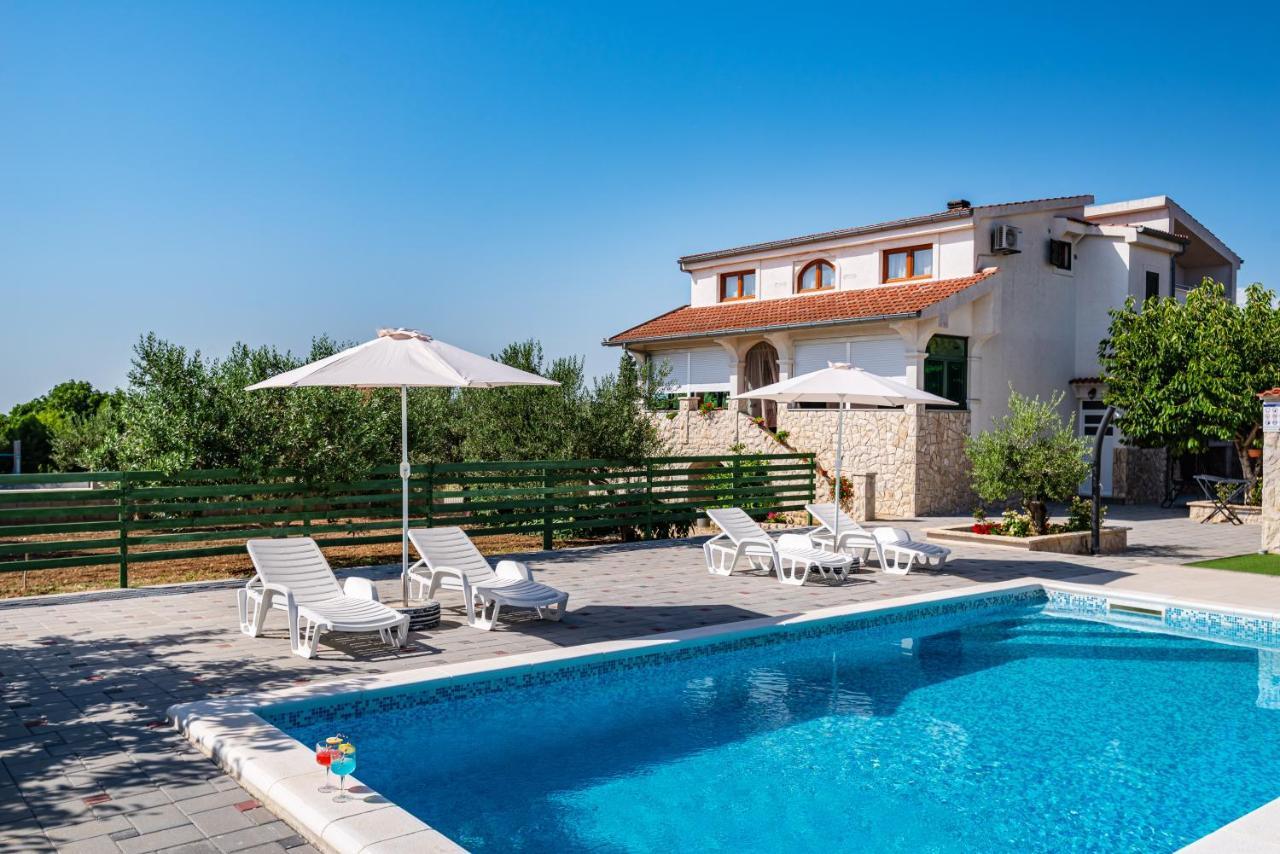 Villa Tome Donje Rastane Exteriér fotografie