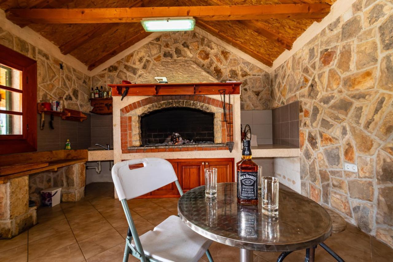 Villa Tome Donje Rastane Exteriér fotografie